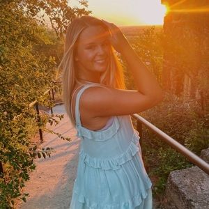 Meet your Posher, Libby